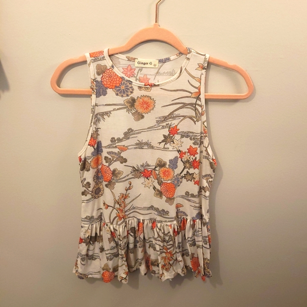 Ginger G sleeveless floral top size SM